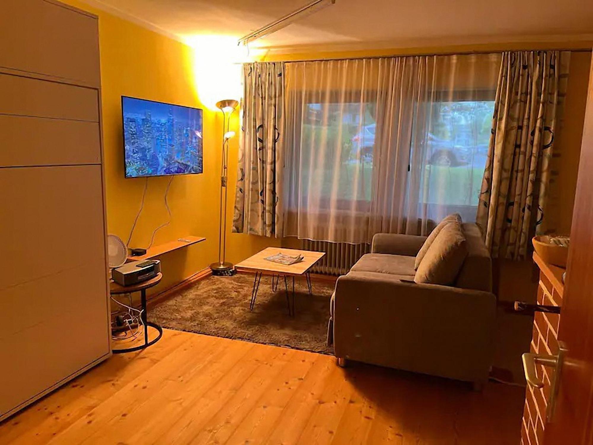 Schnuckeliges Appartement In Prien Am Chiemsee Exteriör bild