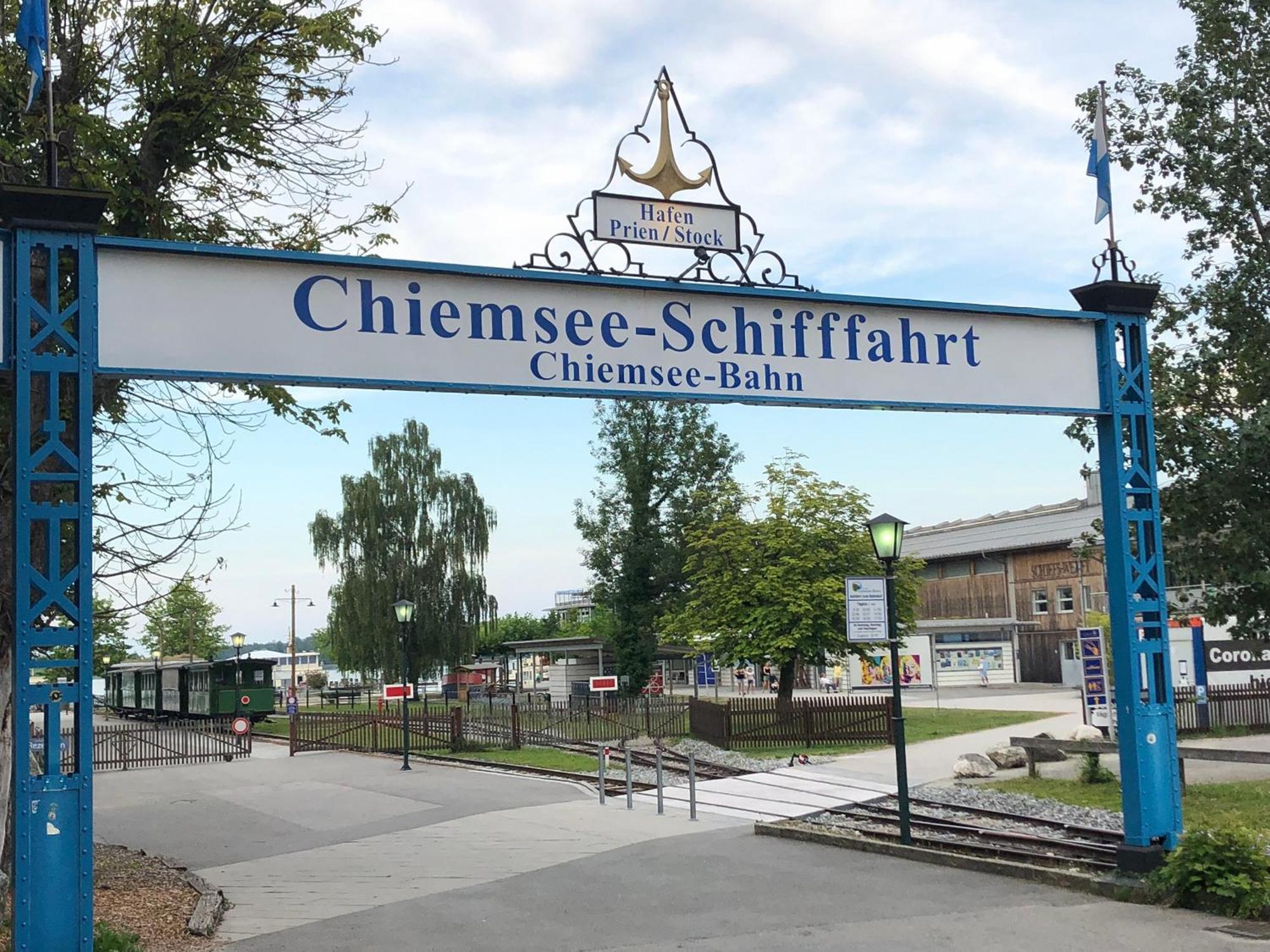 Schnuckeliges Appartement In Prien Am Chiemsee Exteriör bild